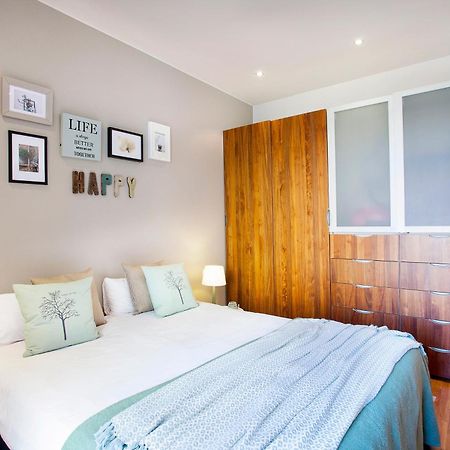Apartments Barcelona & Home Deco Viladomat Exterior photo