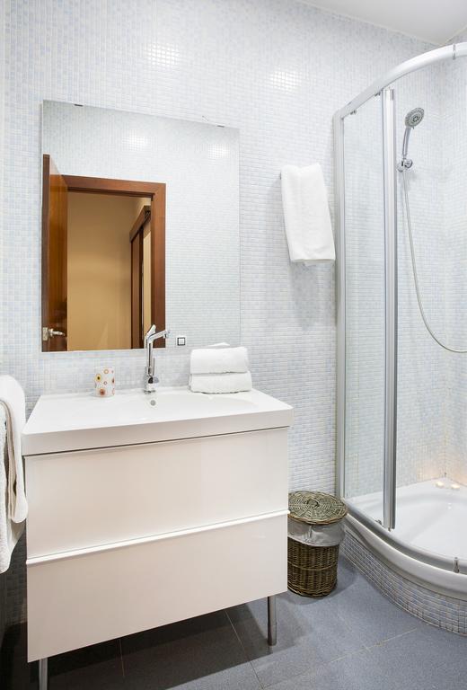 Apartments Barcelona & Home Deco Viladomat Exterior photo